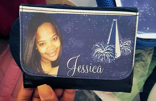 Small 5 ½" Male or Female Trifold Wallet